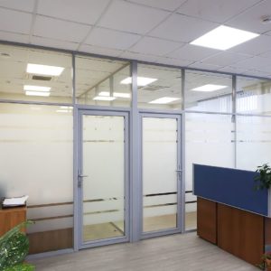Глухая алюминиевая перегородка GFTD516